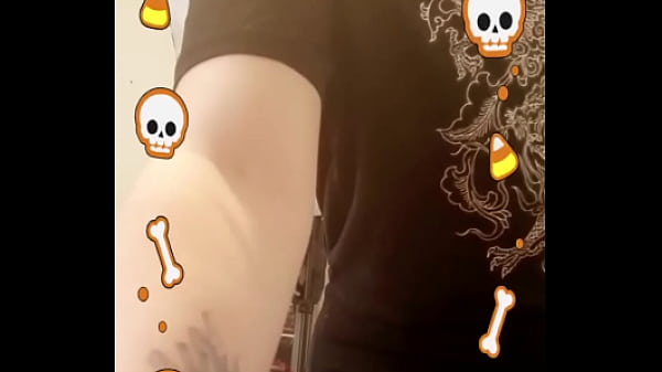 Nonton Happy Halloween ! thumbnail