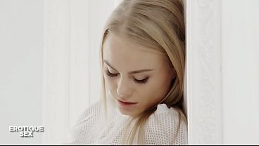 Pretty Girls Sabrisse Nancy A TakeTurns FingeringTheir Pussies