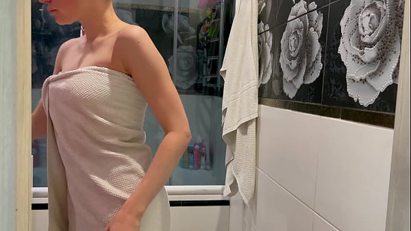 Nonton My Ex-wife Is Getting Ready For A Sex Date thumbnail