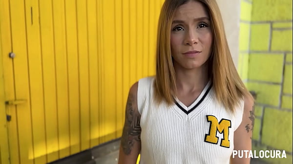 PutaLocura Skinny latina rubia Ashley Ross es pillada por Torbe y follan duro