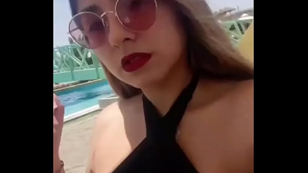 Nonton Contenido Totalmente Desnuda thumbnail