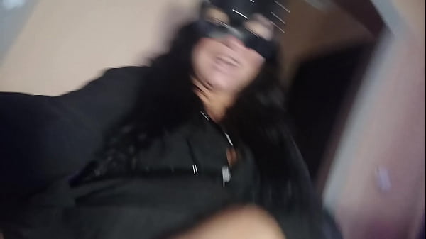 Play MP4 - Hot milf jump in your face and cum