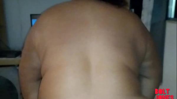 Ator atendendo uma cliente phd em coroas atendo mulheres e casais