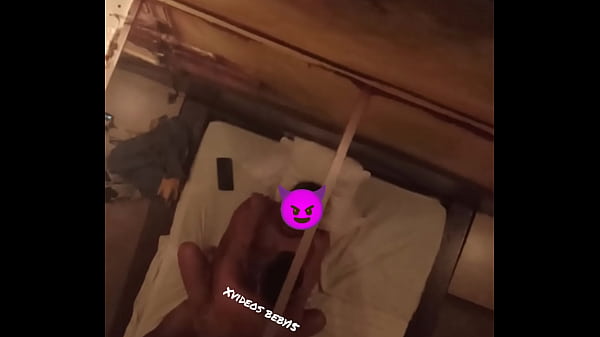 Disfrutando maduro alba&ntilde_il