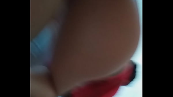 putita en tanga culiada después de la_oficina gime muy rico_y la escuchan