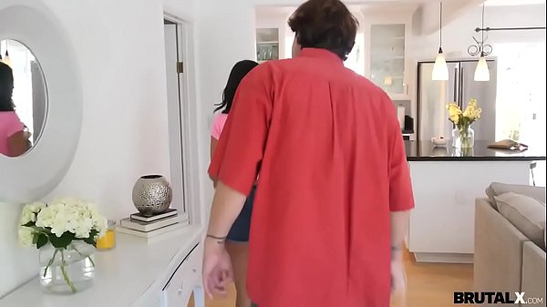 Play MP4 - sexy Sophia Leone gets fucked by stepdad