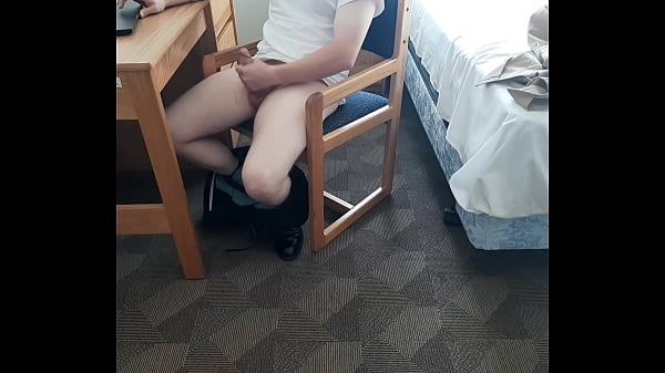 Play MP4 - Jerking off to porn game&period;