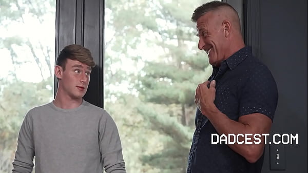 Mr Figata fucks his and his twink friend 