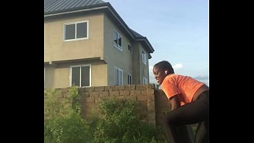 Crazybitch Continue Folding Clothes Whiles Twerking thumbnail