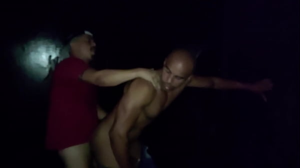 Dotados Fodendo Gostoso Na Rua thumbnail