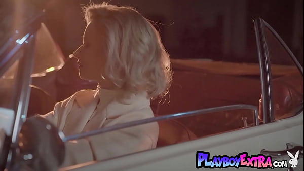 Bombastic small tits blonde hottie posing naked in her car 