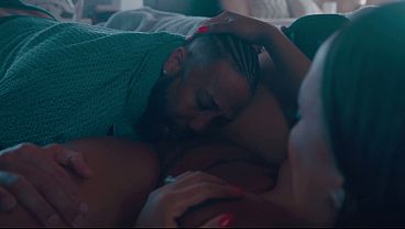 Passionate Hookup With Ebony Goddess August Skye thumbnail