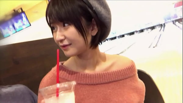 【素人ハメ撮り】中出し大好きユーリちゃんとボウリングデートからのホテルでハメ撮りセックスしちゃいました！！ thumbnail