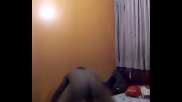 Play MP4 - Rica tarde de culeada