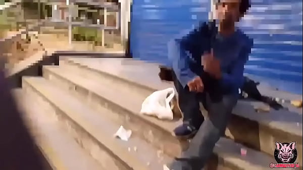 Gravei o coroa sujo gozando 