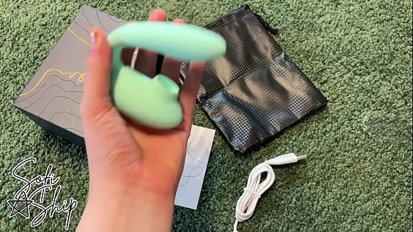 Sexy vibrator and flogger unbox and test