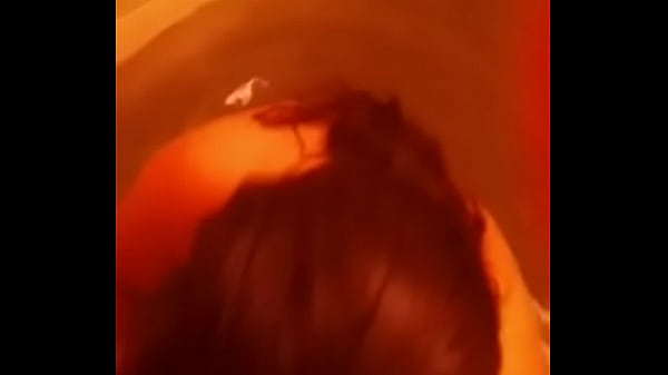 Una amiga sedienta de sexo con muchas ganas de chupar 