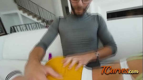 Daisy and her big booty are readyfor a nice and hardcore fuck.