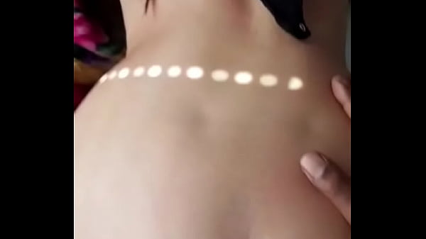 Play MP4 - She got that wet wet