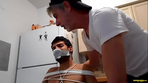 Gay DILF ties up his Latino boyfriend and sucks his cock 