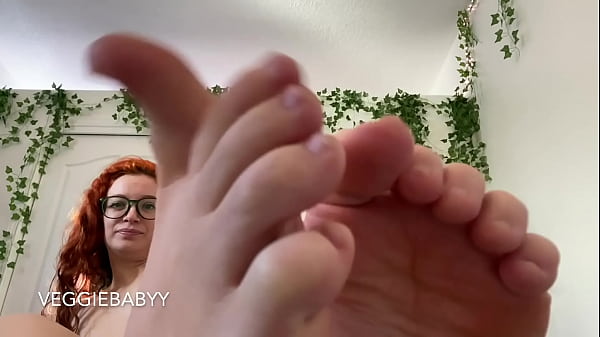 Play MP4 - futa tinder date gone wrong&colon; bound&comma; facefucked&comma; and pegged hard - full vid on Veggiebabyy Manyvids