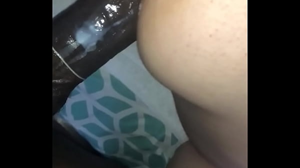 Play MP4 - White girl loves BBC deep in her pussy