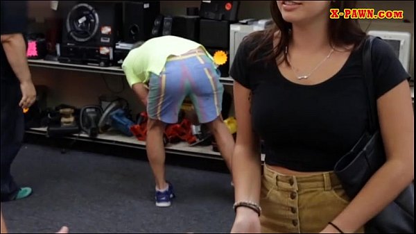 Play MP4 - Amateur girl fucked by pawn man