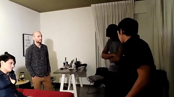 La Puta Se Encuentra Al Fiolo En El Bulin Y Le Da Una Leccion Para Educarla 9 thumbnail