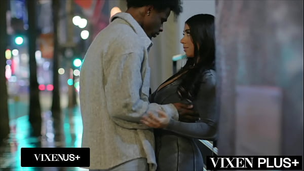 Play MP4 - VIXENPLUS Curvy Beauty Takes Every Inch Of His BBC