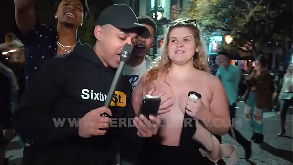 Girlsshowingboobs in publicto normal people
