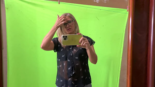 Peguei Minha Professora Da Faculdade Se Masturbando No Banheiro Feminino ! N&atilde;o Aguentei E Comecei A Chupar Ela Equando Ela Chupava Meu Amigo De Sala Ela Ficou Toda Molhada! thumbnail