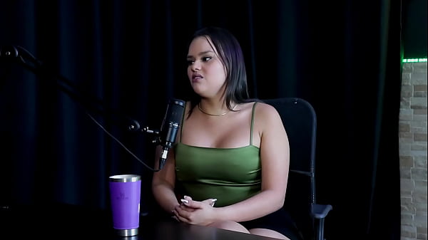 Gostaria de tentarfazer com transsexual falou sobre as gravações e o tamanho dopau e fez cirurgia porque não_se achava dentrodos padrões dasociedade MariaBittencourt SHEER RED