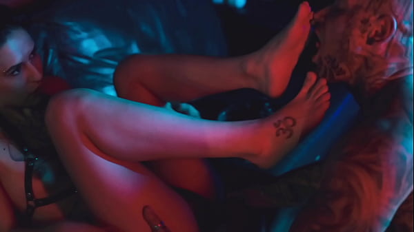 Goddess Nick Knows How ToTease AFoot Lover