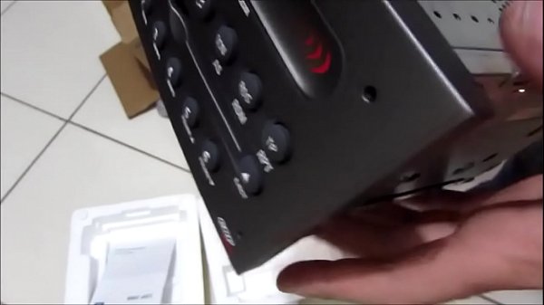 V&iacute_deo para todos que sentem tes&atilde_o ao ver homens de Havaianas com meias! SEM PORN