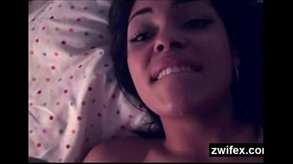 Alluring Hot MatureGal Makeout