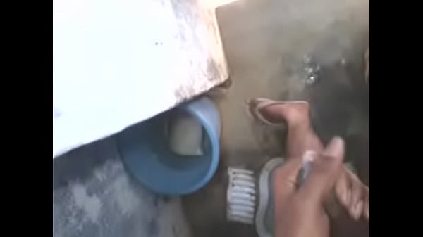 Play MP4 - Indian boy masturbation in bathroom