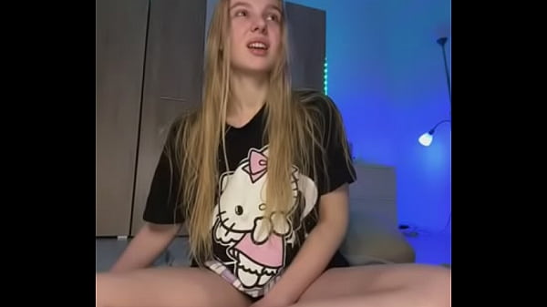 Sexy stepsister_with bignaturaltits caught me