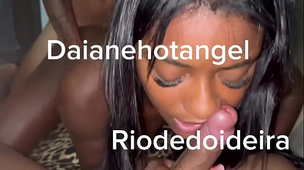 Chamei meu mais novinho pra me fuder com meu corninho fiquei toda fudida 