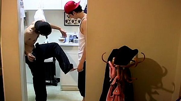 Indian gay boys masturbating in public Ian & Dustin Desperate To Piss! 