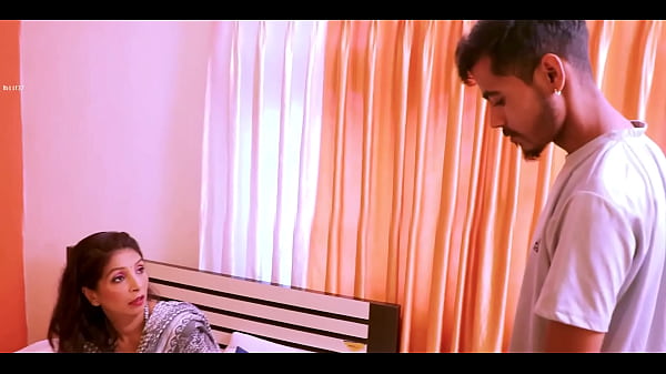 Play MP4 - Mature Desi Indian Teacher Fucking 18 Year Old College Student