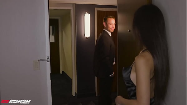 Play MP4 - New Sensations - Cheating Asian Wife Takes Fat Cock Anal &lpar;Scarlett Alexis&rpar;