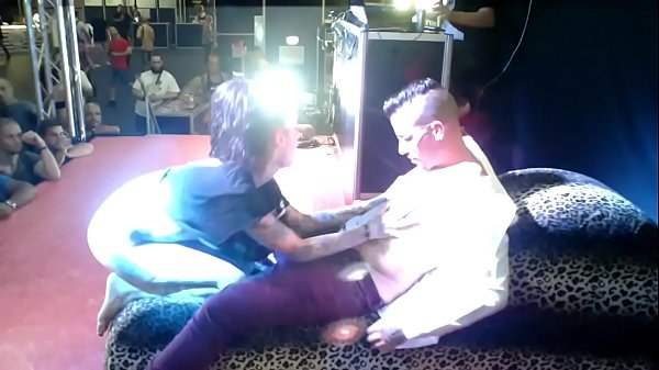 Pornovatas.com show en públicoyemaya gonzalez jotade te jode