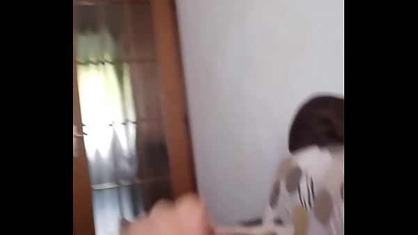 La mia vicina di casa non sta_bene lavado a trovare e finisce che gli sborro in bocca