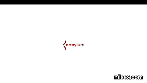 Nonton Wild Slut Gets Her Fuckholes Spread And Extremely Plowed thumbnail