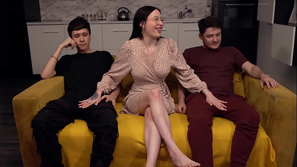 Nonton Nerdy Beauty Gets To Share Our Big Cocks thumbnail