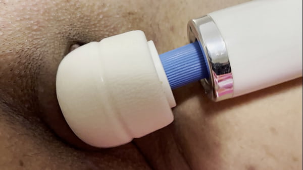 Play MP4 - Its play time&period;&period; some pussy rubbing and magic wand action to get me wet