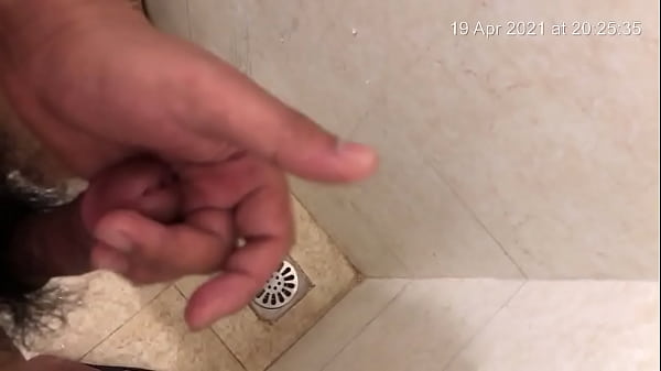 Lâu ngày không có_gấu chịch thử bắt sóc bỏ lọ_mà đau quá chẳng hứng gì Ước_gì có_cô em_nào tình một_đêm cho vui