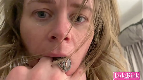 Play MP4 - Homemade nympho girlfriend