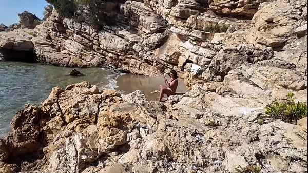 Nonton "are You Sure I Should Touch His Cock?" thumbnail