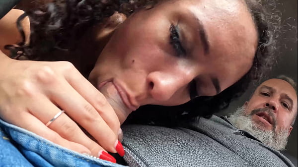 A Estreante Meteu A Boca No Pau Do Ted Na Carona - Priscila Belini thumbnail